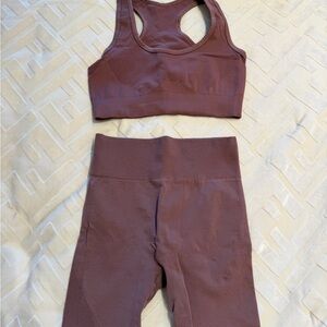 Seamless Mauve Sports Bra & High-Waist Leggings Set